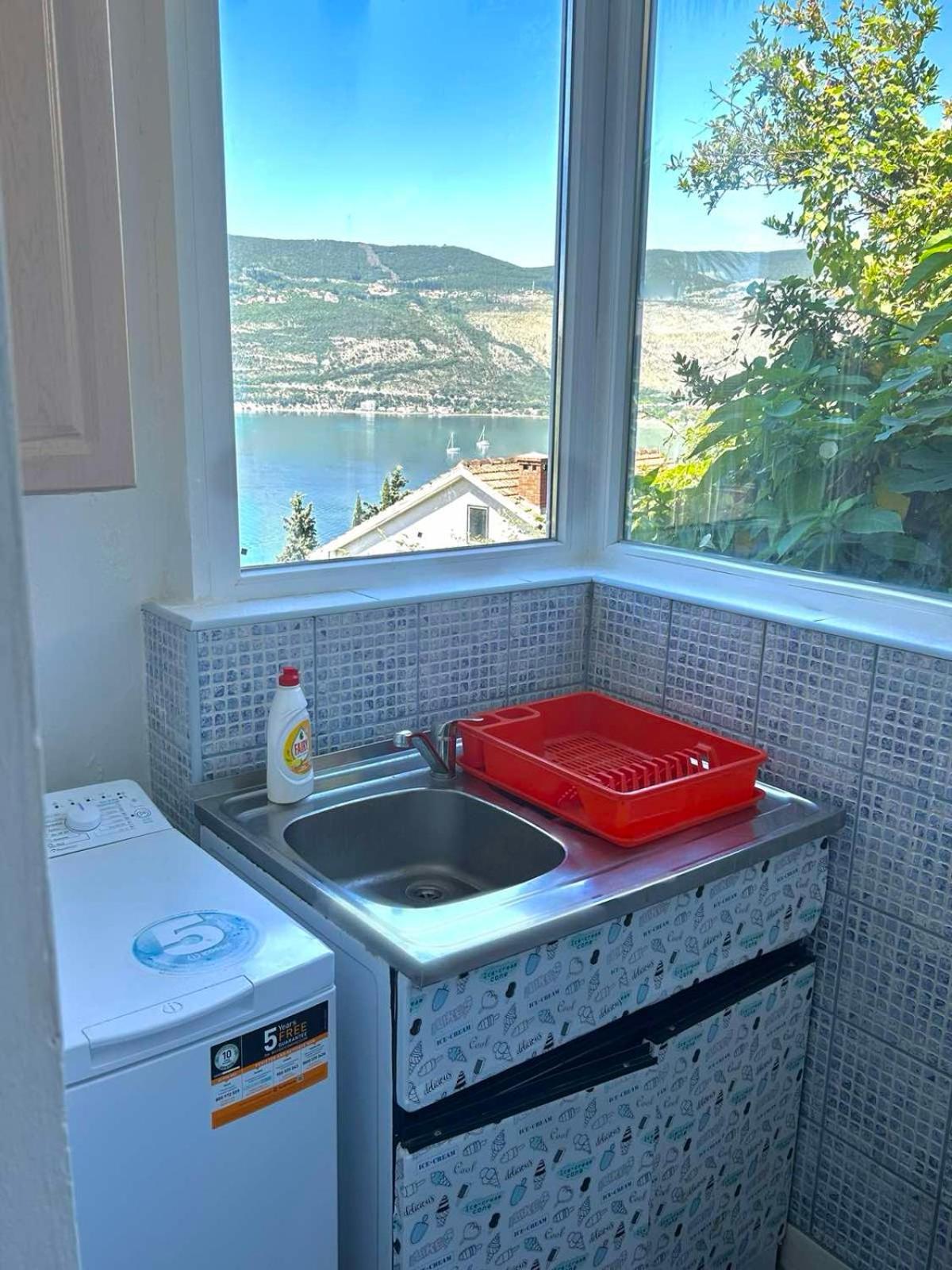 Apartments Maya Herceg Novi Exteriér fotografie